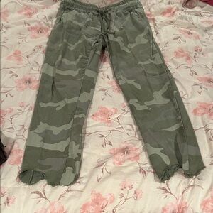Venti6 NWOT Green Camouflage Super Soft Drawstring Joggers Size S Made in Italy